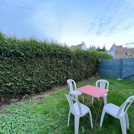 Apartamento Le Mollien Calais Exterior foto